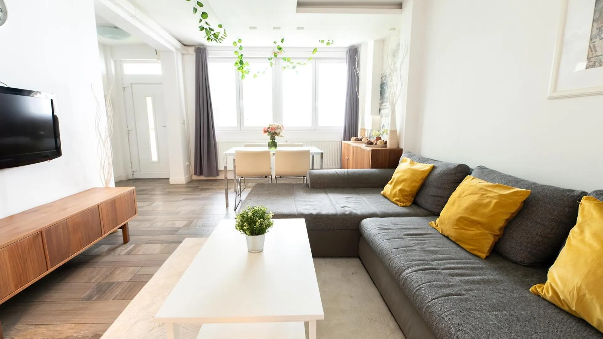בודפשט Superb Location & Chic Suite W' 2Bedroom